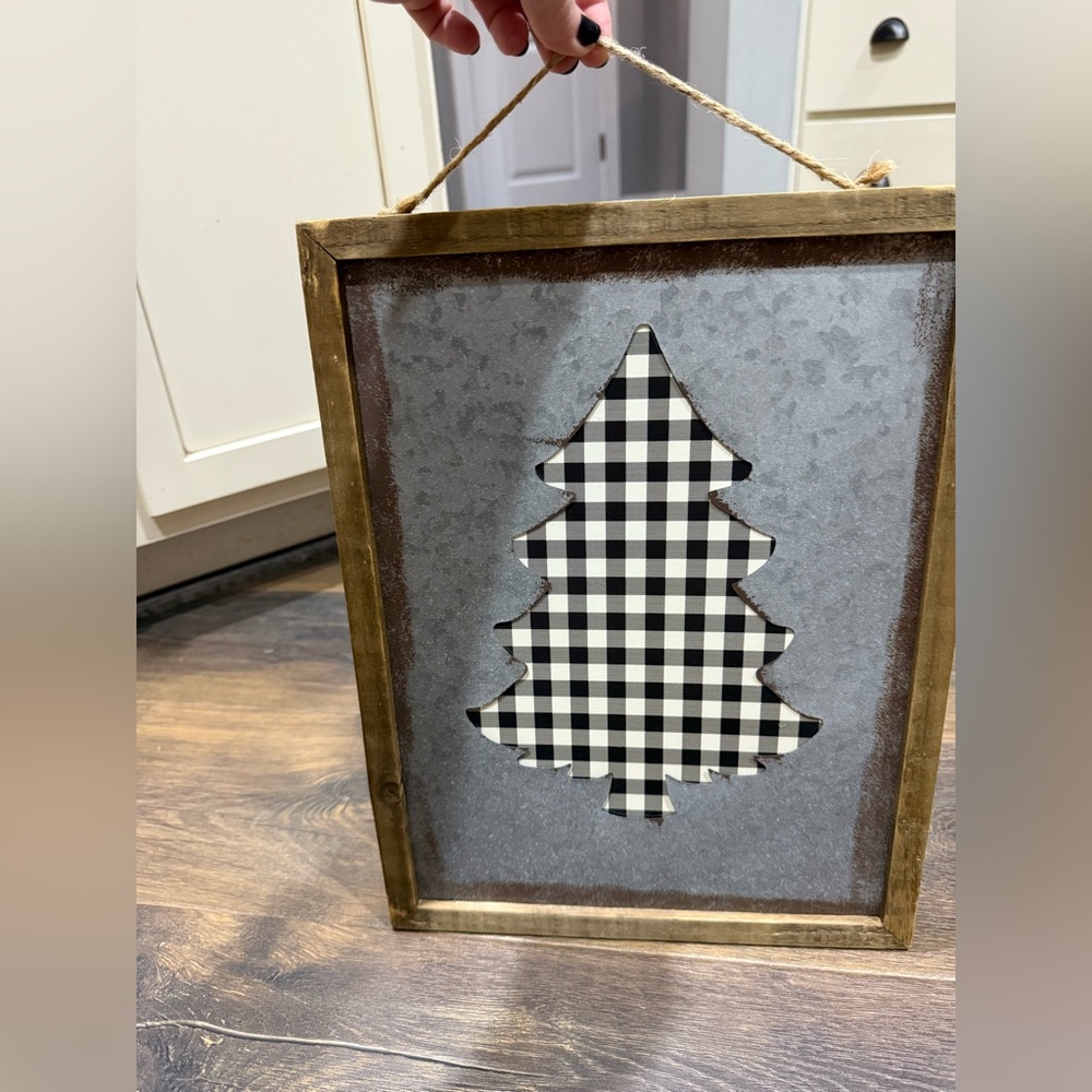 Farmhouse Christmas tree decor